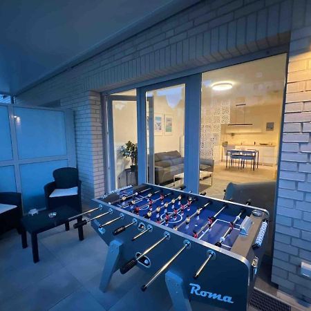 Luxurioeses Apartment,Neubau, 4 Personen, Parkplatz, Griechischer Stil Bochum Kültér fotó