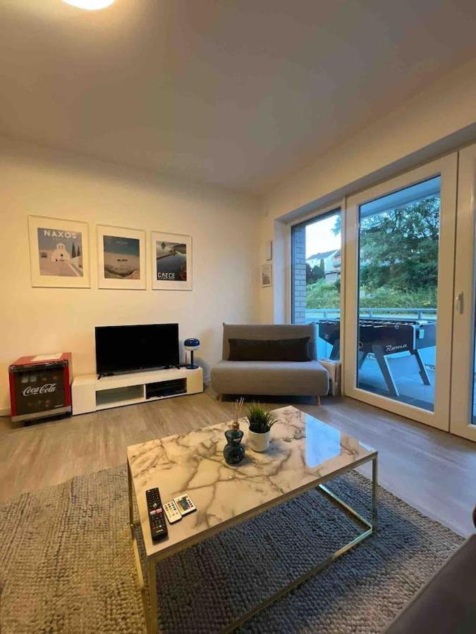 Luxurioeses Apartment,Neubau, 4 Personen, Parkplatz, Griechischer Stil Bochum Kültér fotó